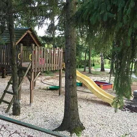 Halacska Ház